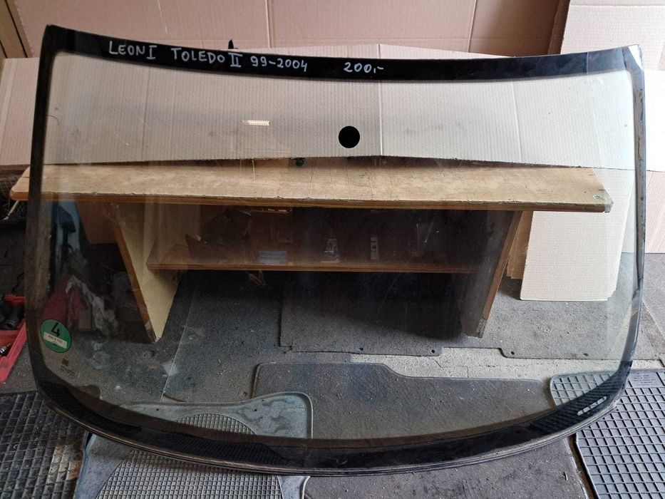 Szyba przednia czołowa seat Leon I Toledo II