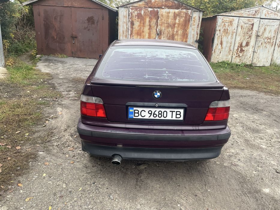 Легенда Бмв 3 в сімі багато років