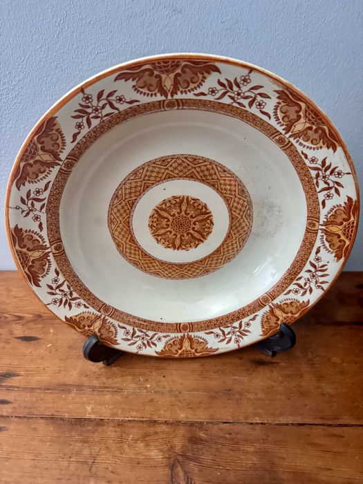 Raro prato em louça de Sacavém