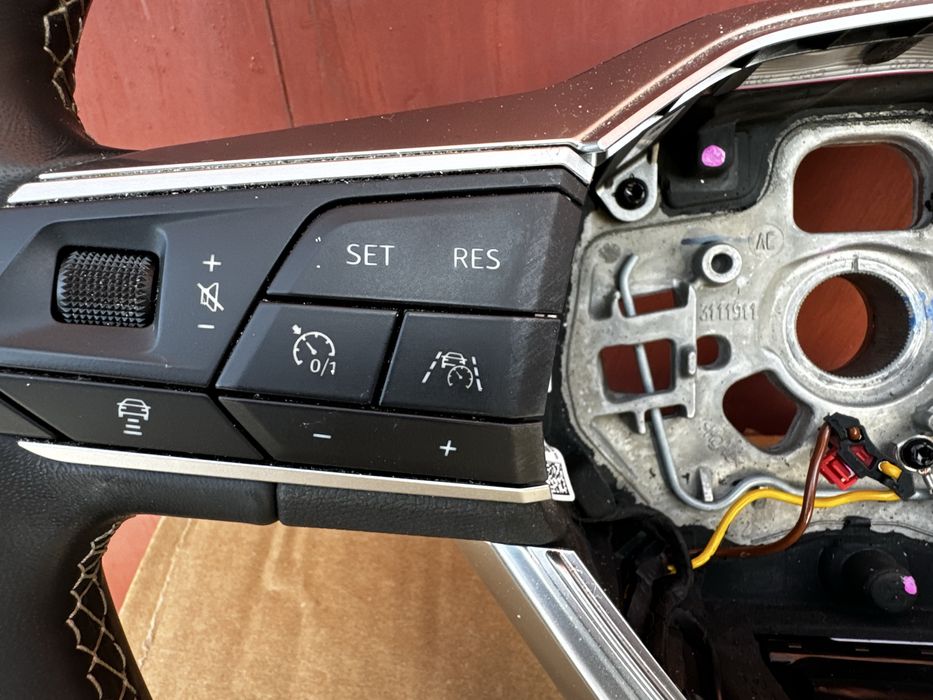 Seat Ateca X-perience podgrzewana lopatki kierownica