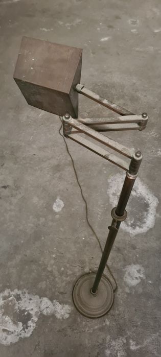 Candeeiro de pé vintage