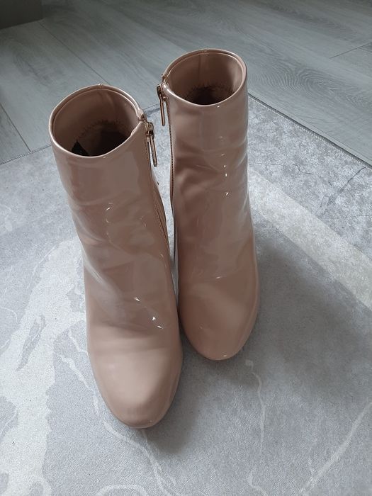 Осінні лакові черевички