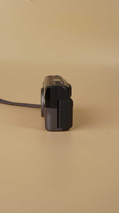 Aparat kompaktowy Nikon Nuvis 75i