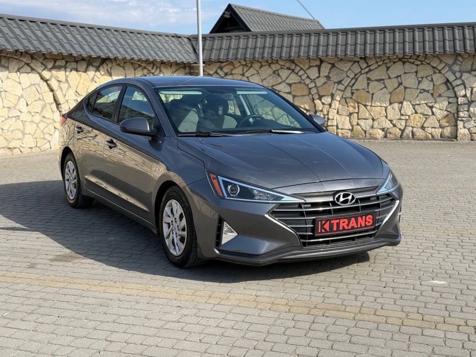 Оренда авто Hyundai Elantra. Прокат авто Львів