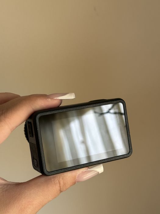 Camera osmo action 4 (acessorios incluidos)