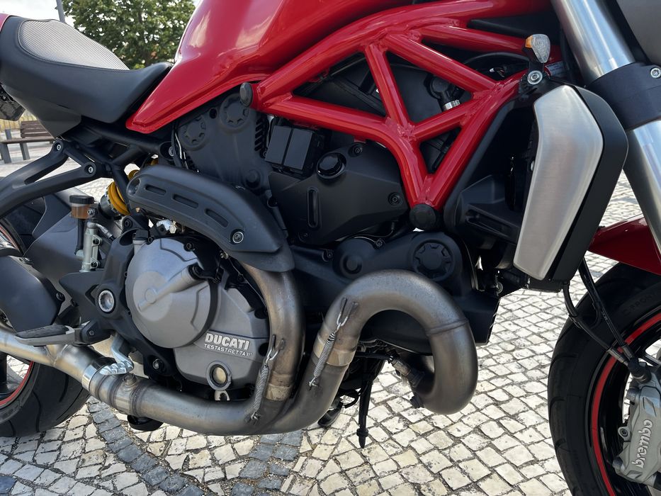 Ducati Monster 821 Red 2018