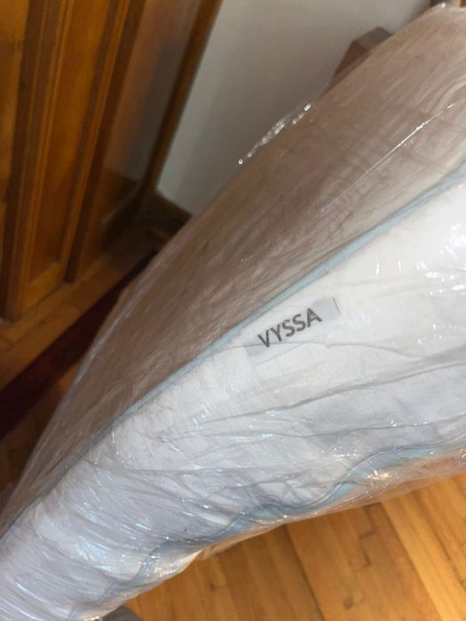 Colchão, edredão e cobertor