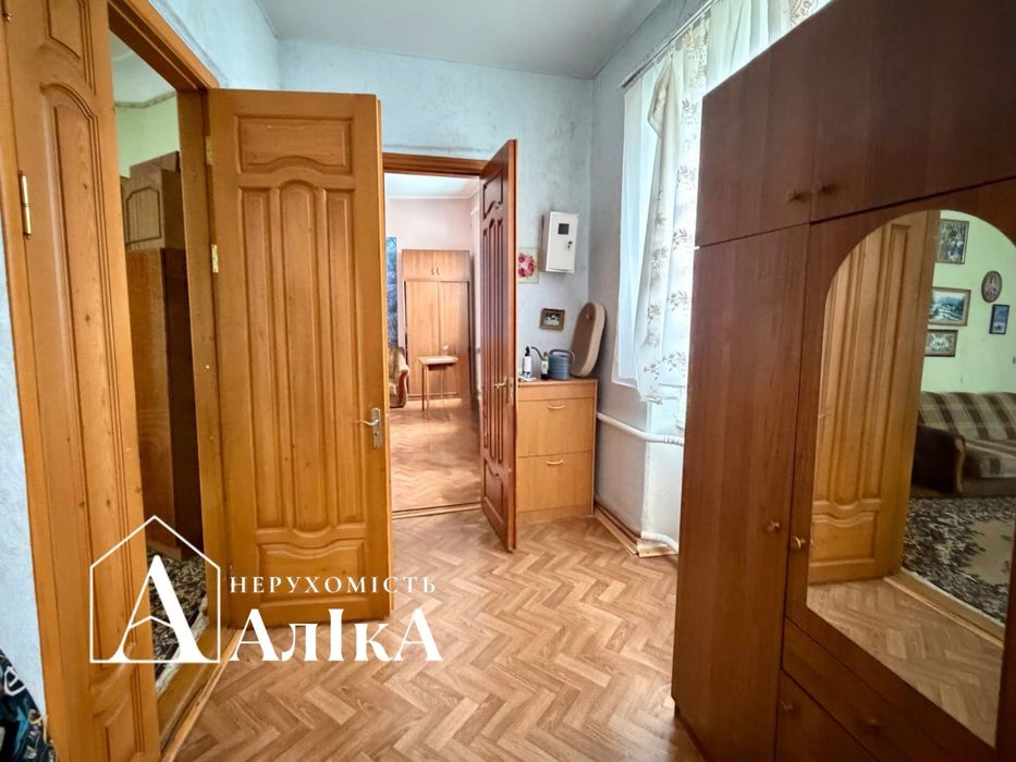 Продам 2 поверховий будинок на два входи
