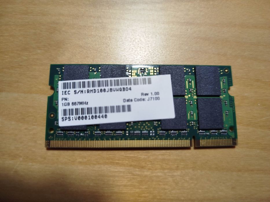 2 Memórias RAM Samsung 1GB