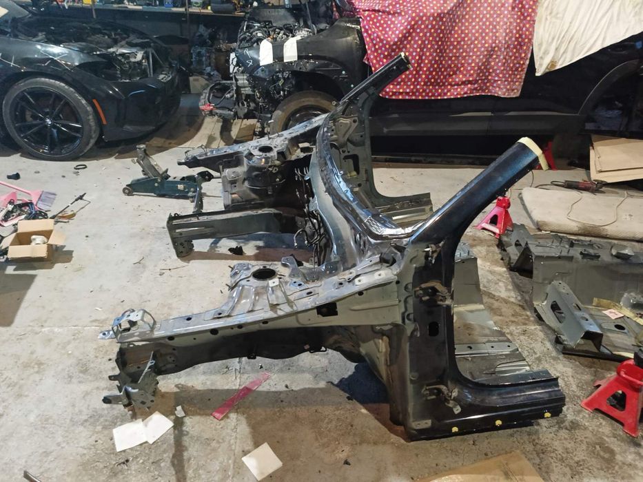 Четверти кузов  mazda cx30