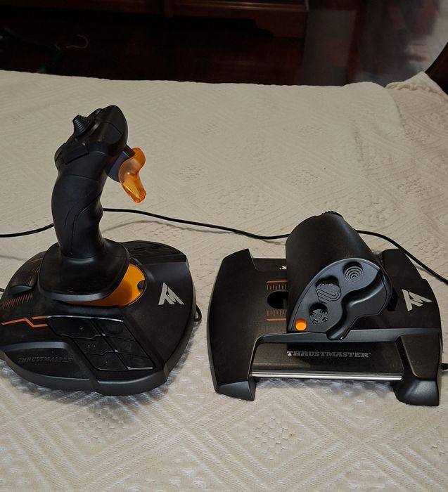 Thrustmaster T.16000M FCS HOTAS – Joystick + Manete de Potência