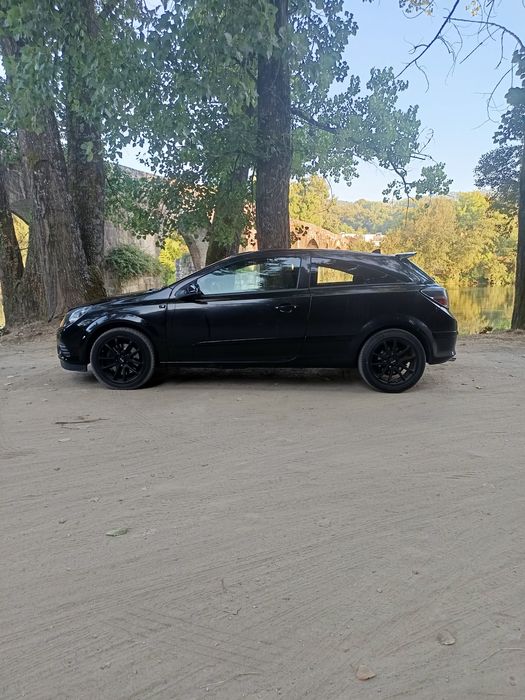 Opel Astra GTC H 1.7 125cv (150000klm) negociável