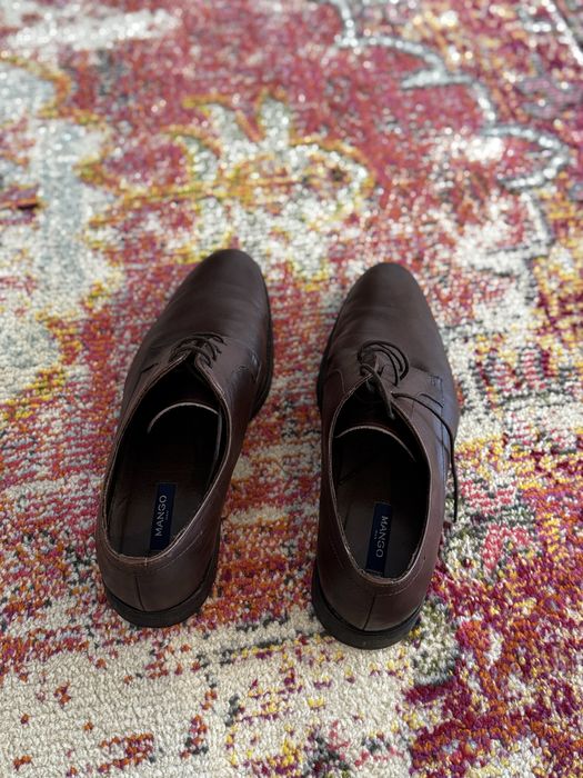 Sapatos pele castanhos Mango 44