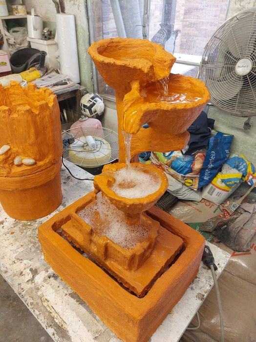 Cascata de Água feita à mão