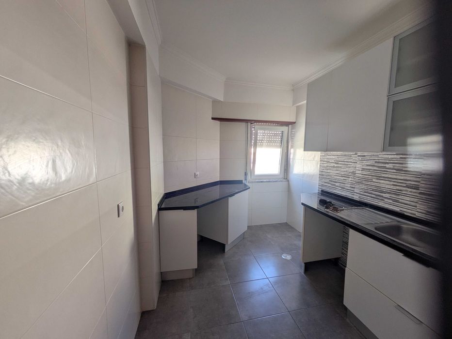 Moveis de cozinha completos em "bom estado"