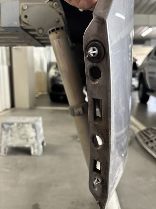 Parachoques traseiro peugeot 308 SW