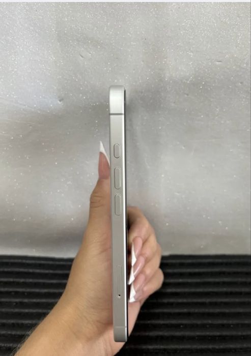 Iphone 17 branco