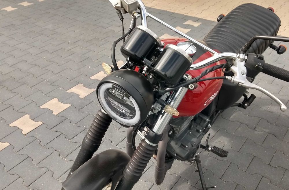 Mash 400 scrambler ( Jawa 350 SOHC / Honda / Junak ) - piękna czerwona wisienka)