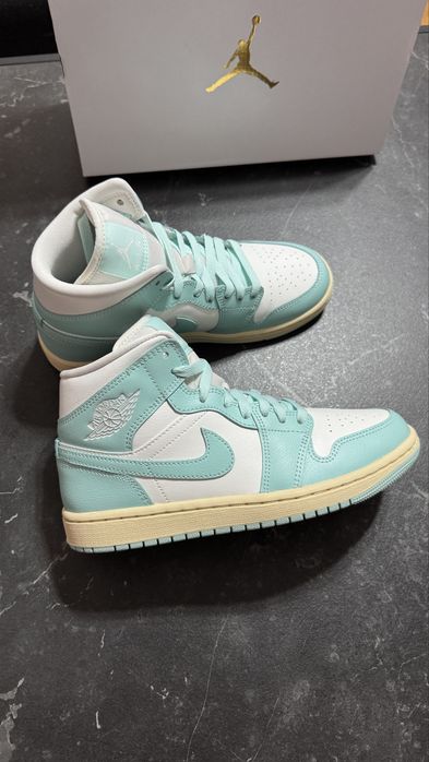 Nowe Nike Air Jordan 1 Mid „Light Dew” rozmiar 38 wkładka 24 cm