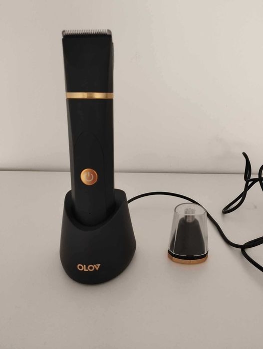 OLOV YP-7032  Golarka do ciała trymer kulkowy stacja ładująca USB