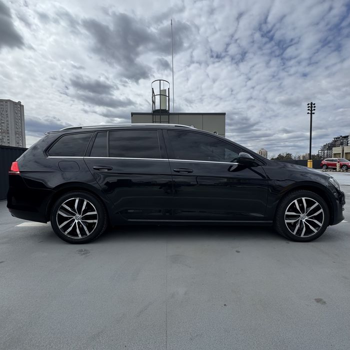 Volkswagen Golf VII 2015 року