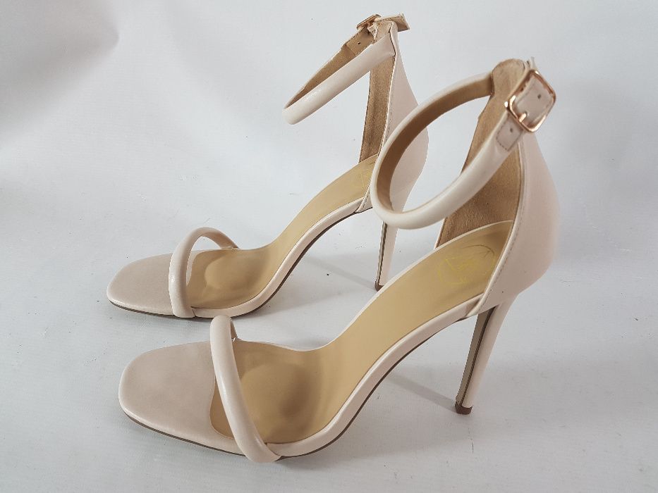 MISSGUIDED sandały DAMSKIE ROZ 41 now ena obcasie