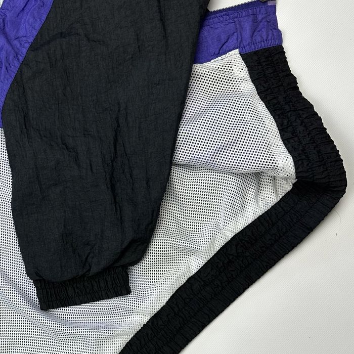 Куртка від бренду Puma