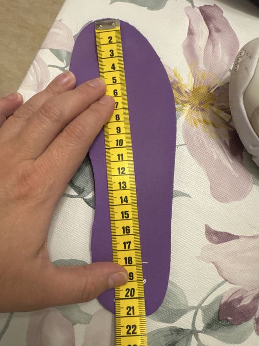 Кросівки Adidas 33 р.