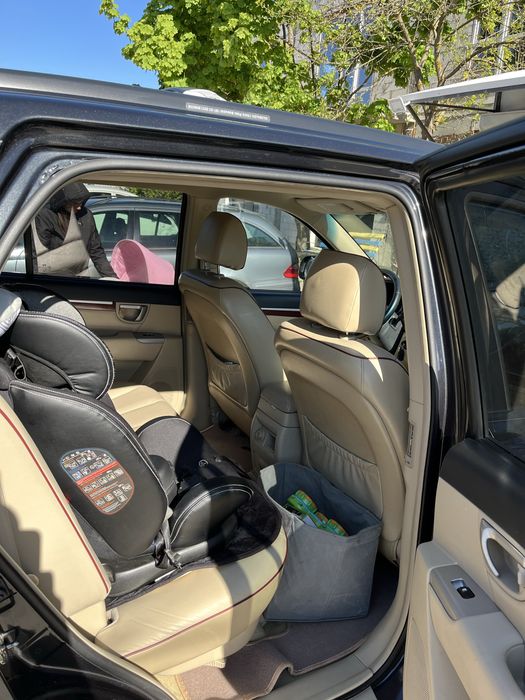 Продам Hyundai Santa Fe