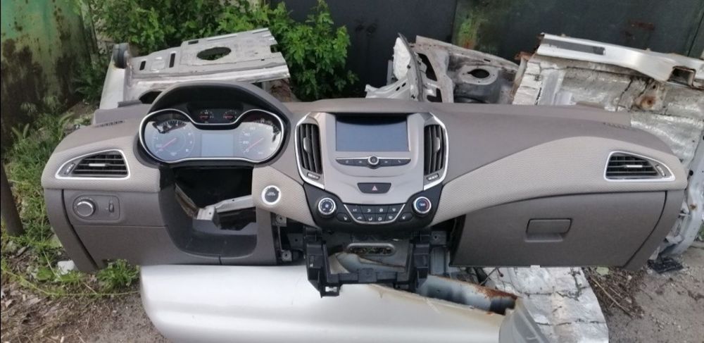 Начинка торпеды Chevrolet Cruze j400+салон