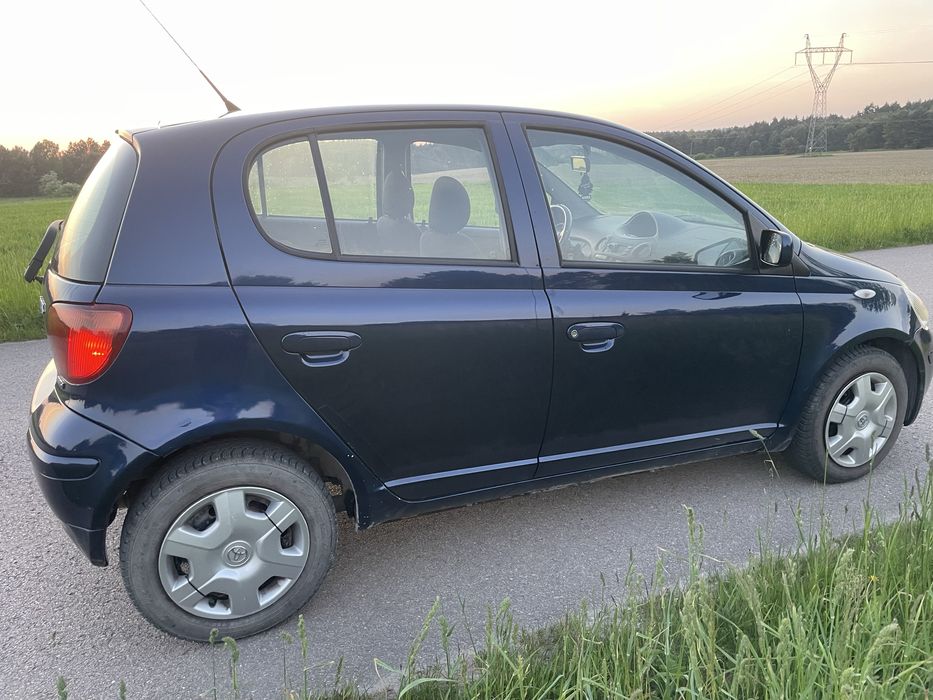 Toyota yaris 1,3 benzyna