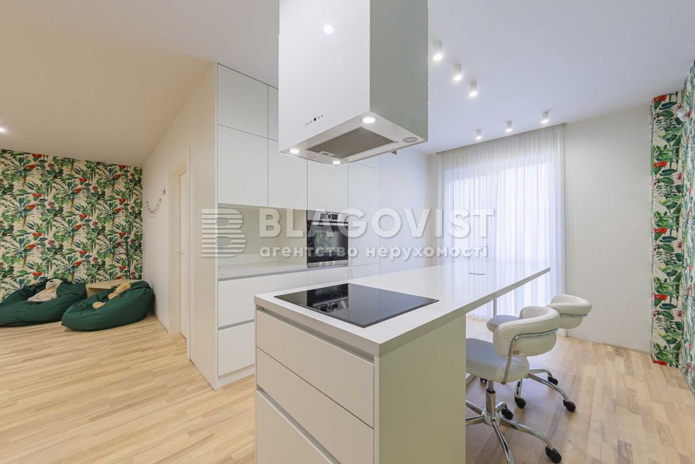 АКТУАЛЬНО! Продаж просторої квартири з ремонтом! ЖК Кришталеві джерела