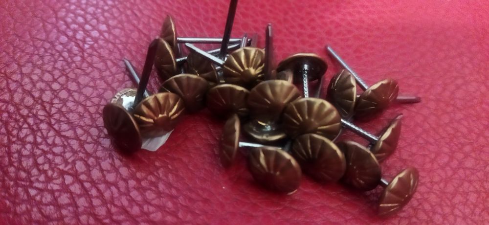 Цвяхи декоративні з мідною головкою часів СРСР