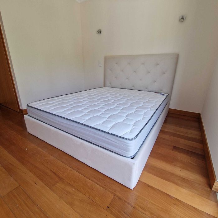 Camas de Casal Estofadas de Luxo 199€ Disp. em Várias Cores! 190x140m!