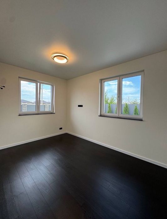 Розкішний будинок в сучасному стилі