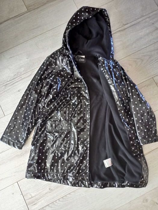 Плащик для дівчинки