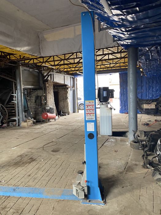 Продаж СТО, вул Ферганська 9,