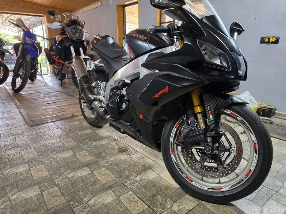 Продам мотоцикл,  Aprilia rsv4 1100 factory 2019