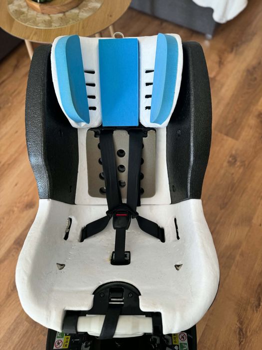 Fotelik IKONIC 360 stopni 0-18 kg