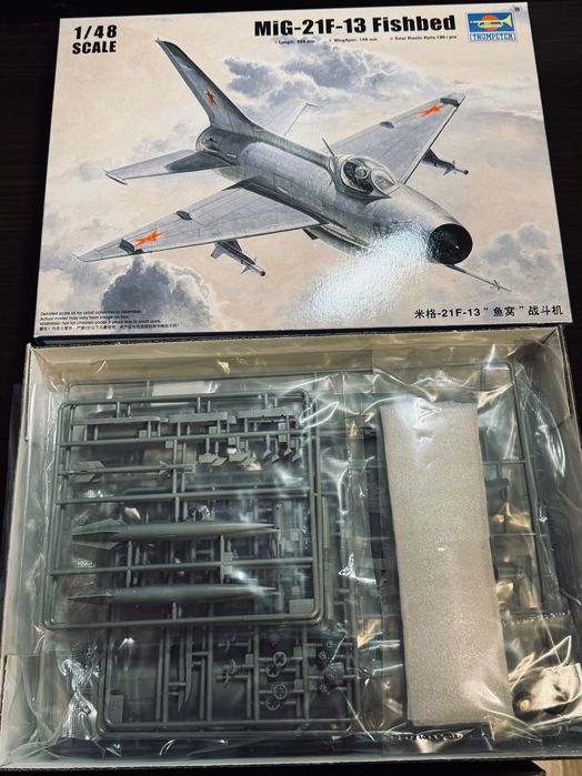 MiG-21 F13  1/48 Trumpeter