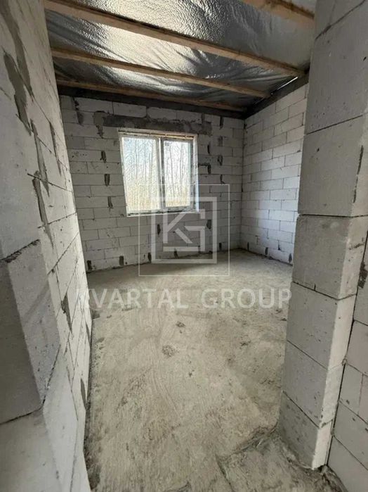 Новий будинок 105 м² з терасою та газом