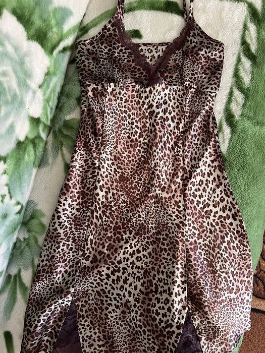 Нічна леопардова сорочка нова М