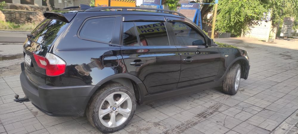 Продам BMW X3 E83.