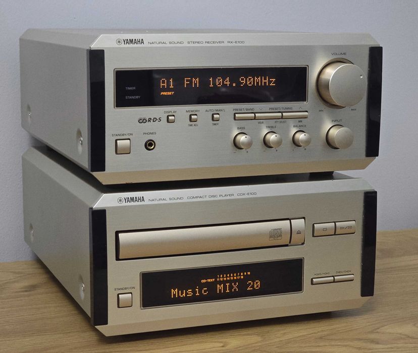 Yamaha PianoCraft RX-E100 + CDX-E100 Amplituner z odtwarzaczem CD