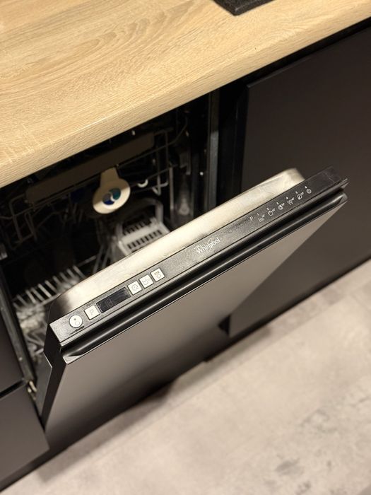 ZMYWARKA POD ZABUDOWE 45 Whirlpool 6 Programów SPRAWNA !