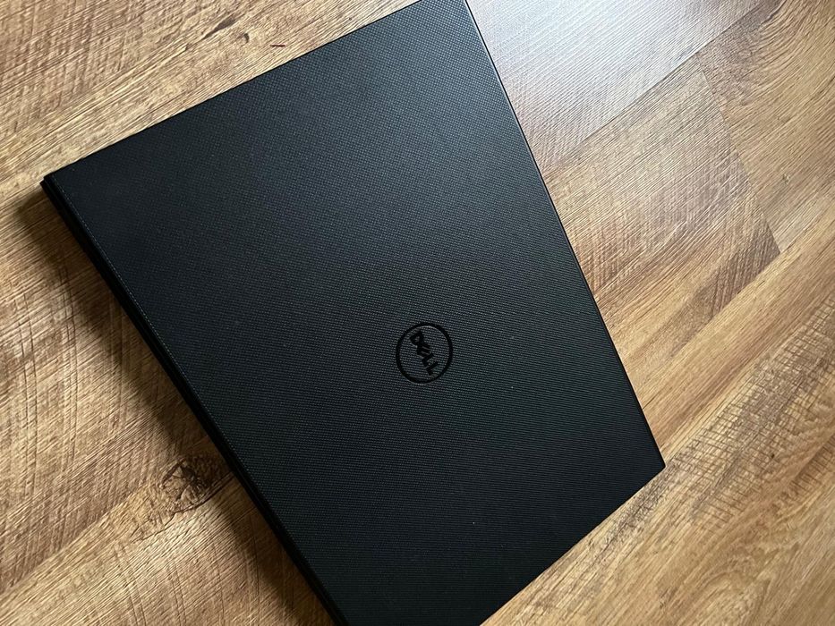 Ноутбук Dell 15.6