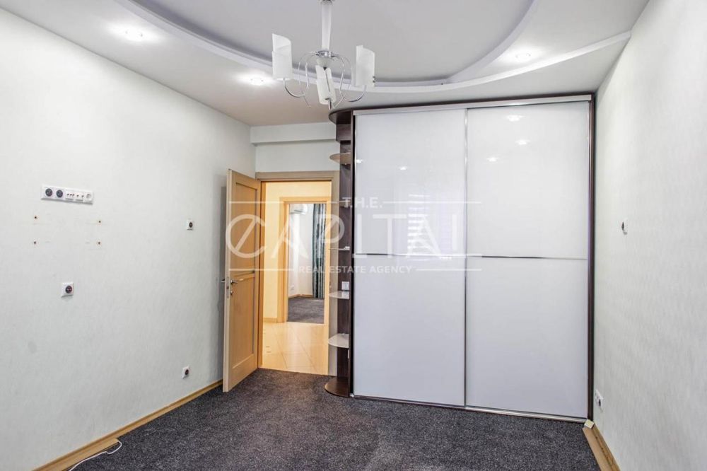 Продаж 3к квартири, вул. Микільсько-Слобідська, Дніпровський р-н