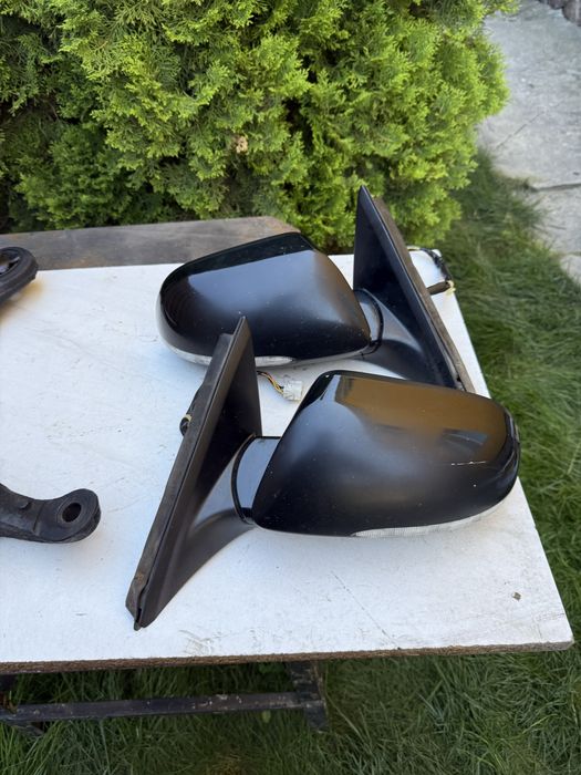 Accord 7 здеркало заднього виду та деталі до нього