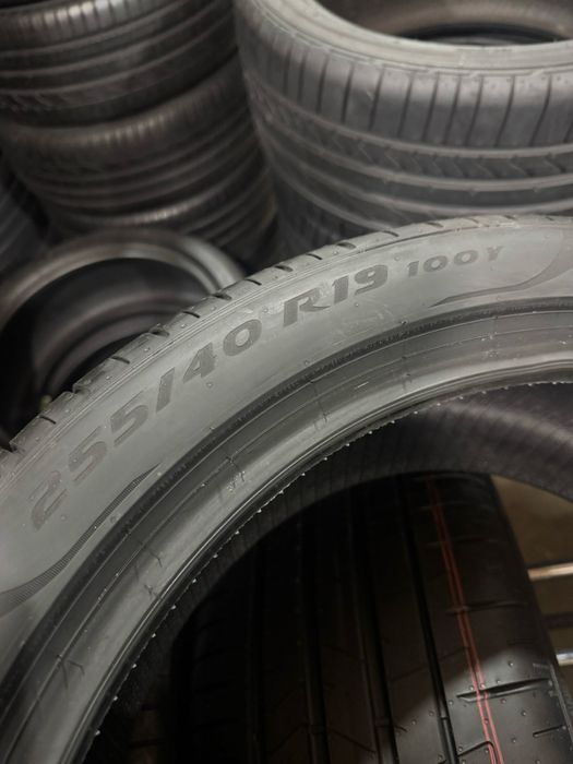 255/40/19+245/40/19 R19 Pirelli PZero PZ4 RSC * 4шт нові