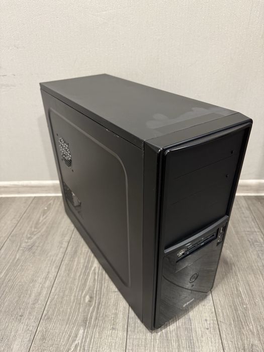 Ігровий ПК. GTX1050Ti, i5, 8Gb, SSD256Gb, HDD500Gb, налаштований.